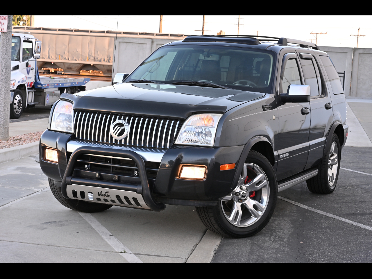2010 Mercury Mountaineer AWD 4dr Premier