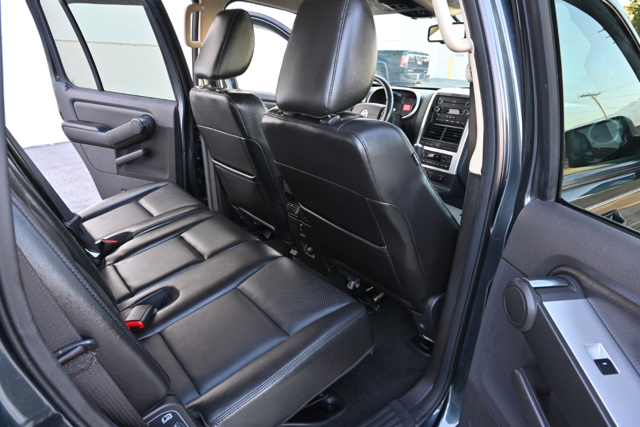 Mercury Mountaineer AWD 4dr Premier 2010