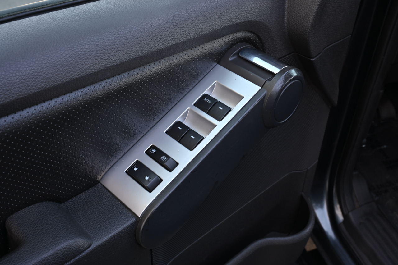 Mercury Mountaineer AWD 4dr Premier 2010