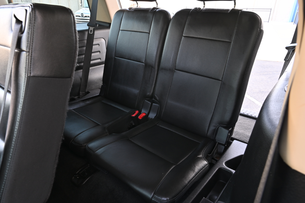 Mercury Mountaineer AWD 4dr Premier 2010