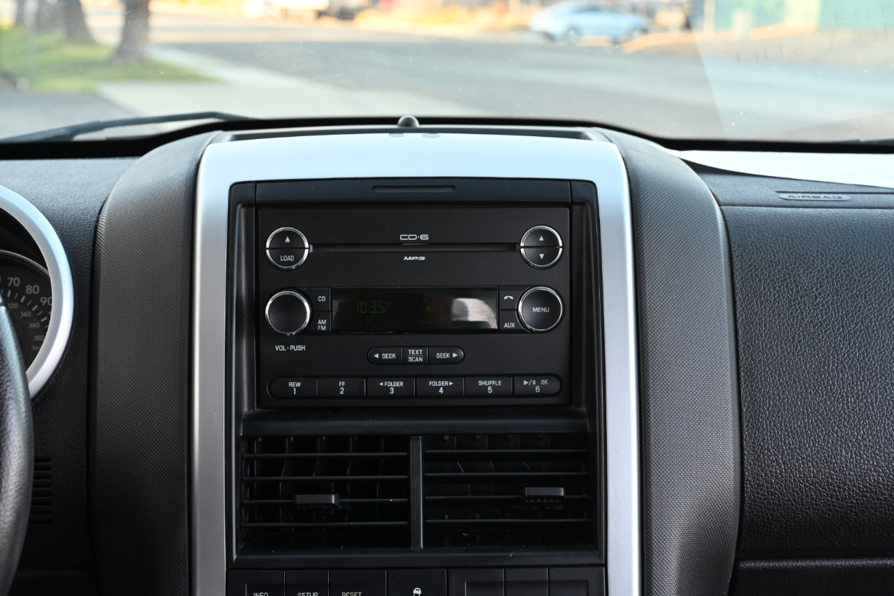 Mercury Mountaineer AWD 4dr Premier 2010