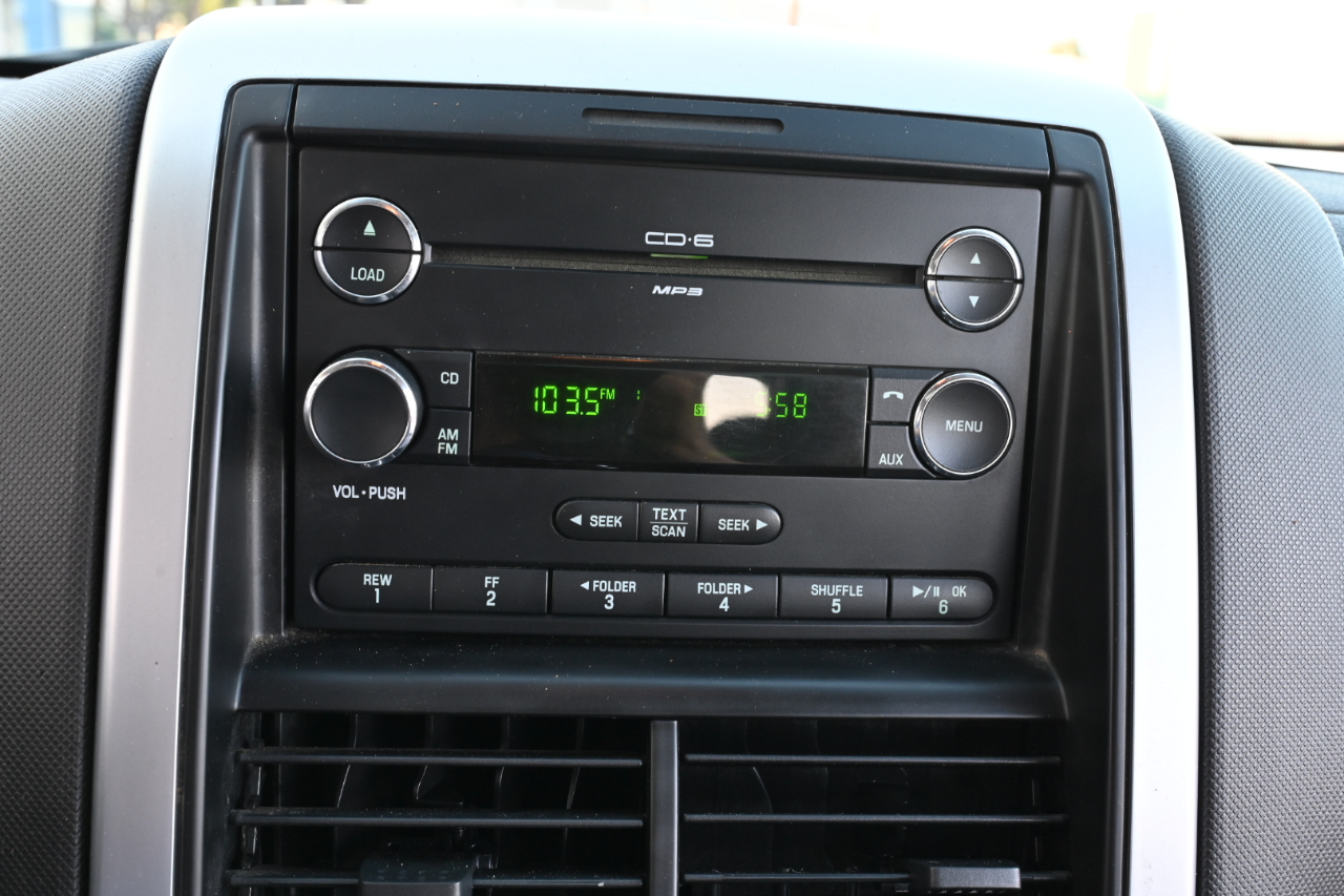 Mercury Mountaineer AWD 4dr Premier 2010