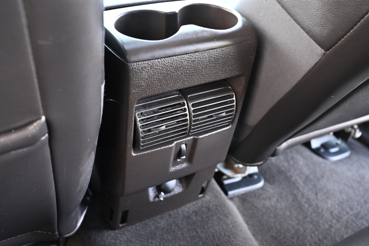 Mercury Mountaineer AWD 4dr Premier 2010