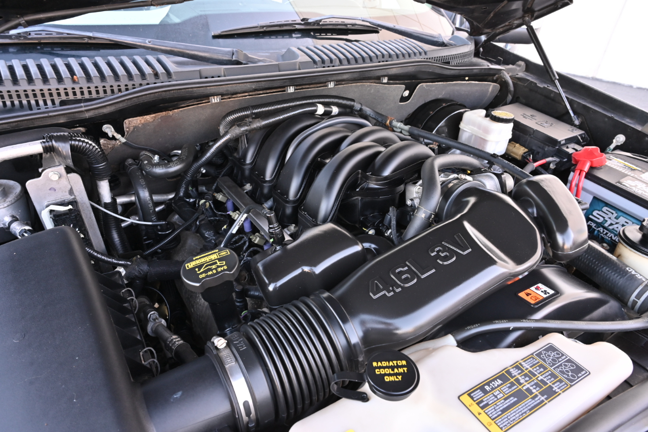 Mercury Mountaineer AWD 4dr Premier 2010