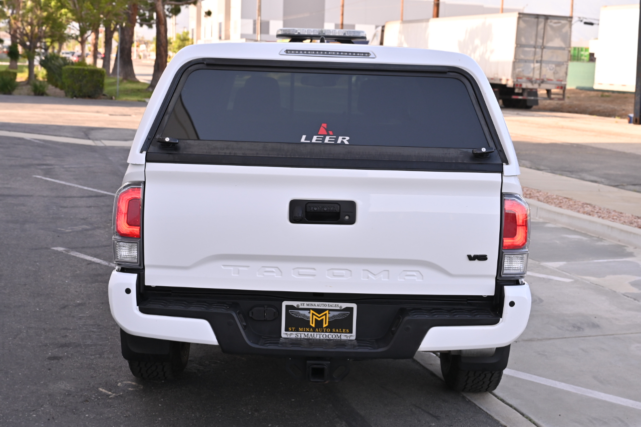 Toyota Tacoma 4WD  2021