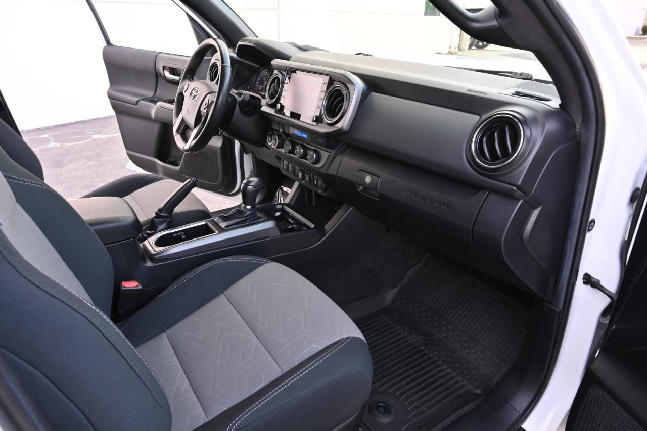 Toyota Tacoma 4WD  2021