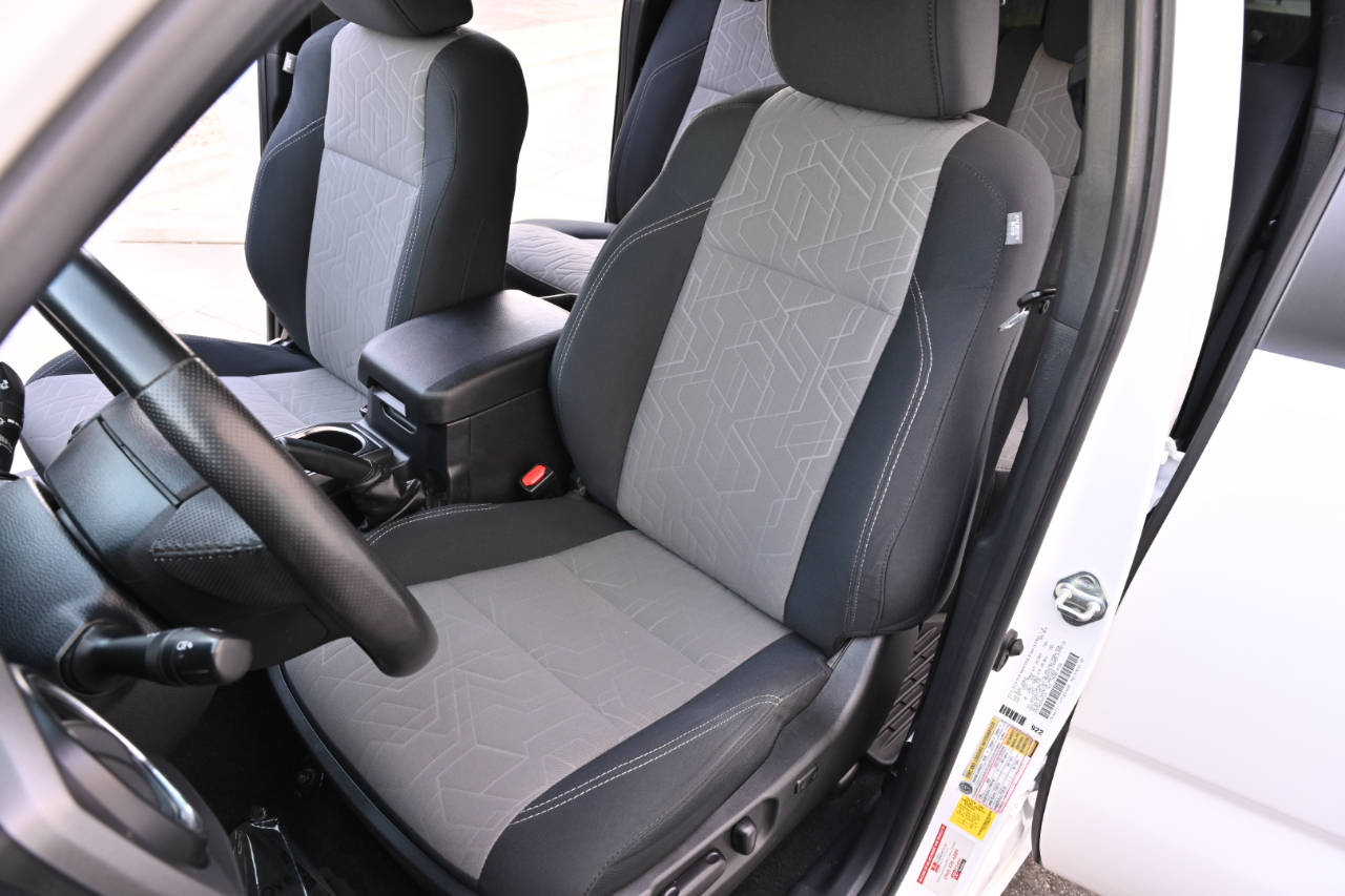 Toyota Tacoma 4WD  2021