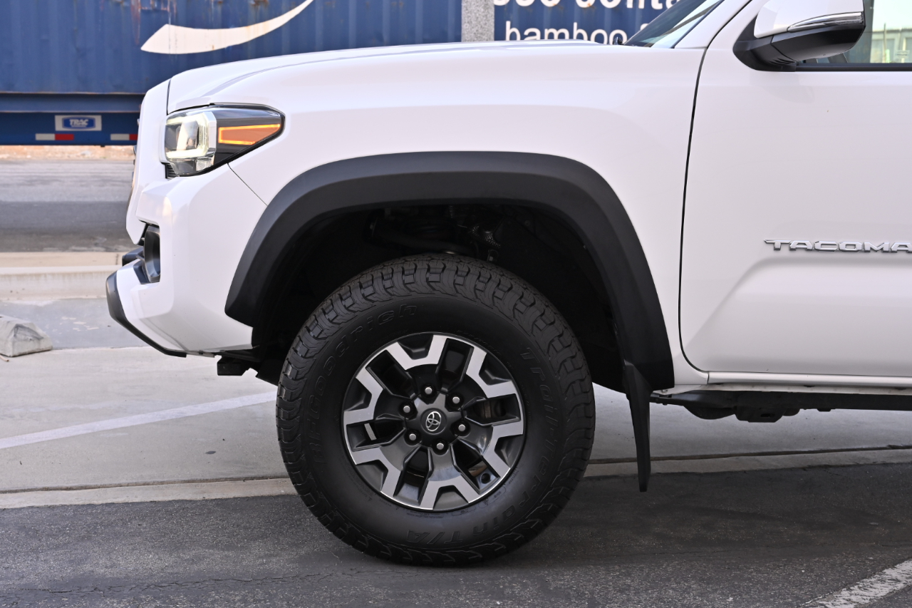 Toyota Tacoma 4WD  2021