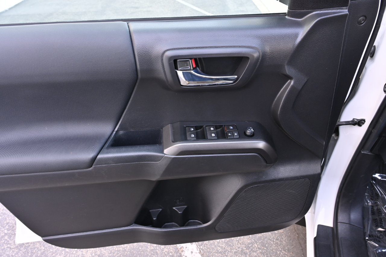 Toyota Tacoma 4WD  2021