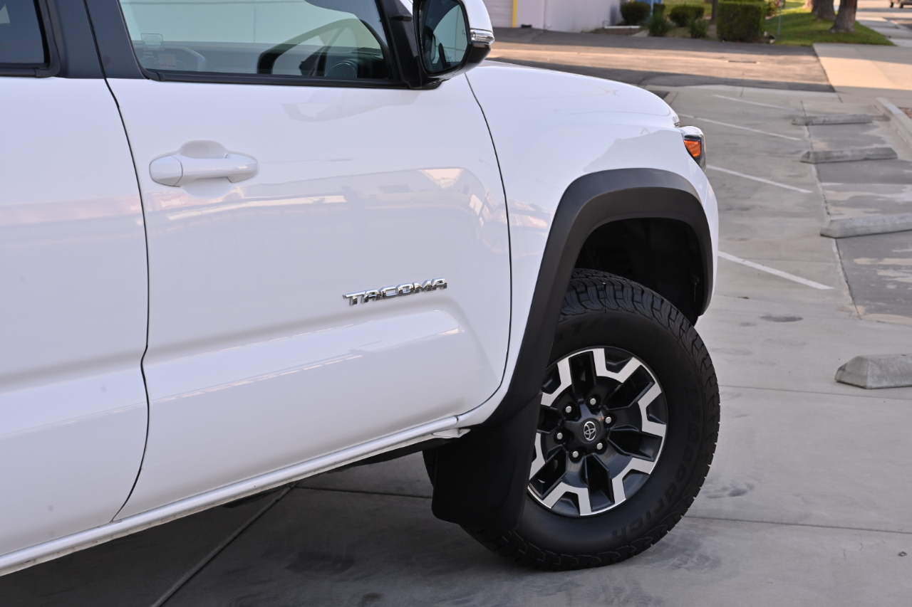 Toyota Tacoma 4WD  2021