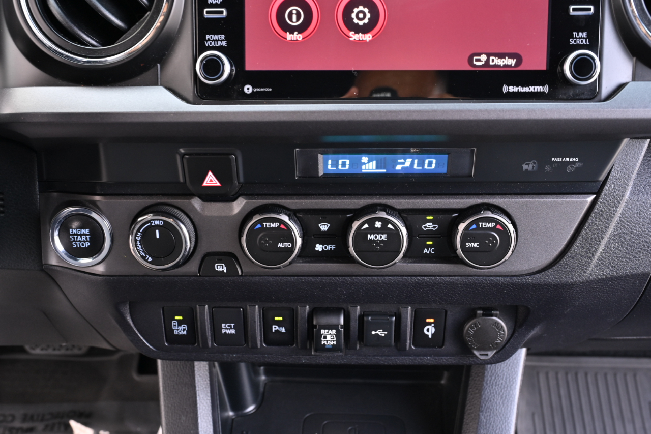 Toyota Tacoma 4WD  2021