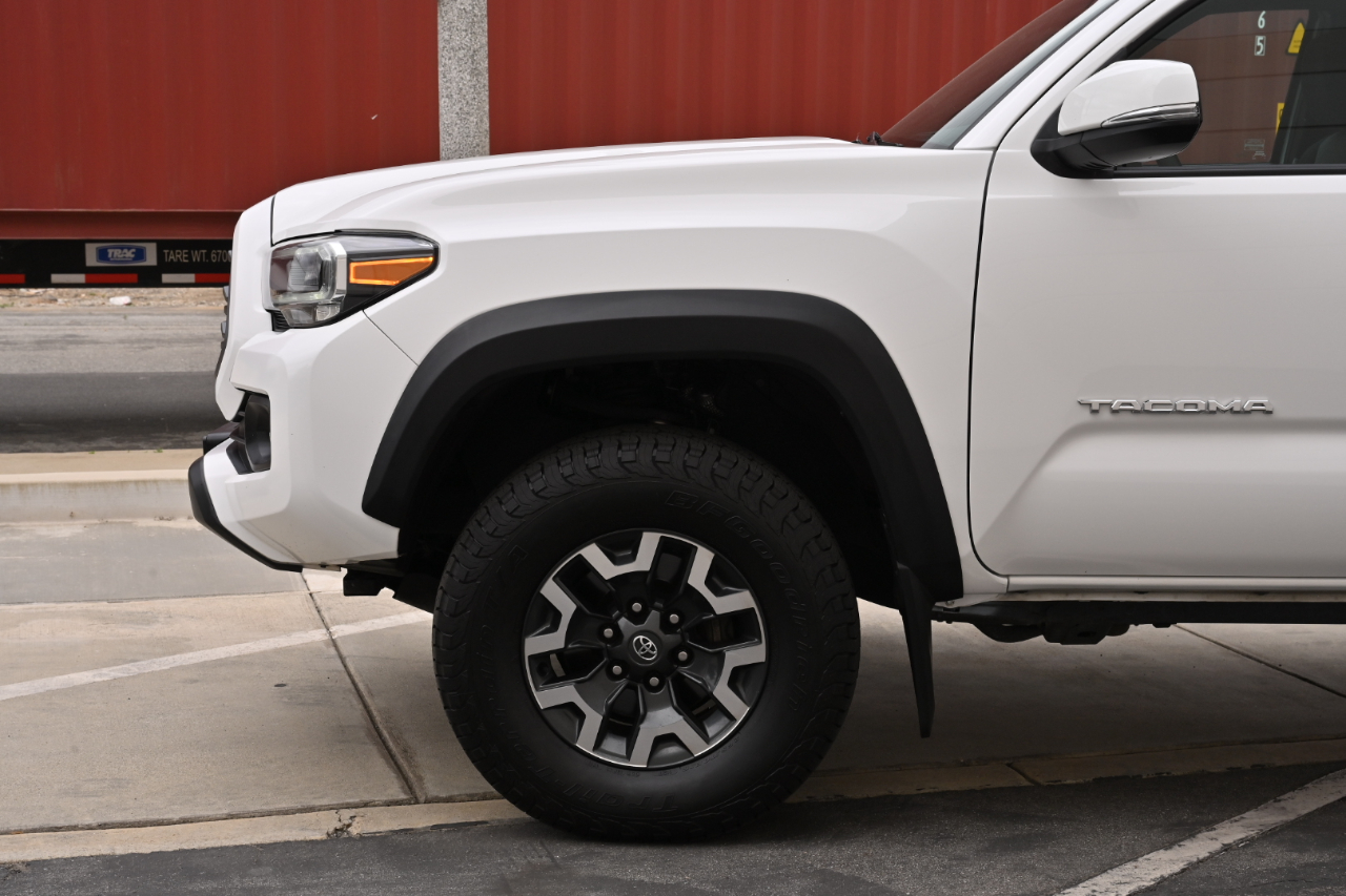 Toyota Tacoma 4WD  2021