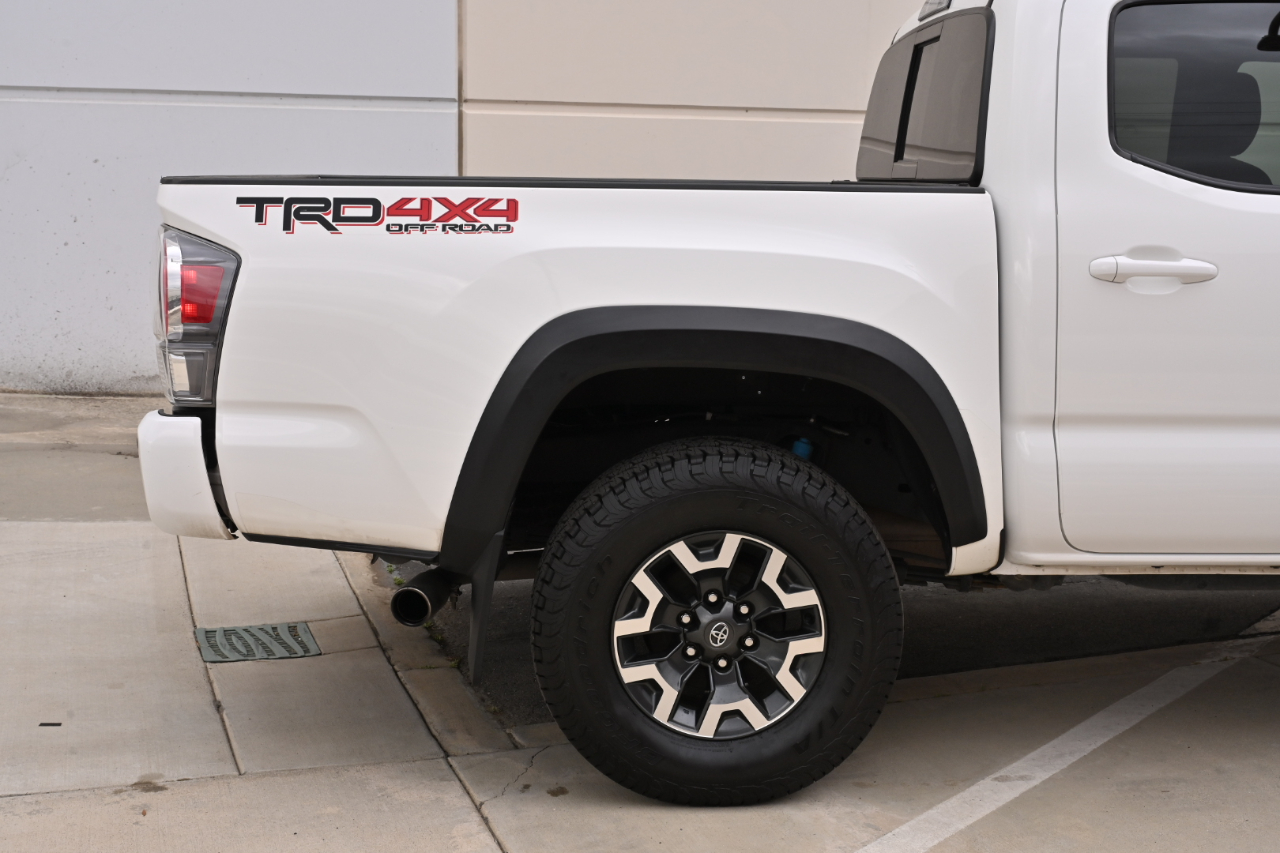 Toyota Tacoma 4WD  2021