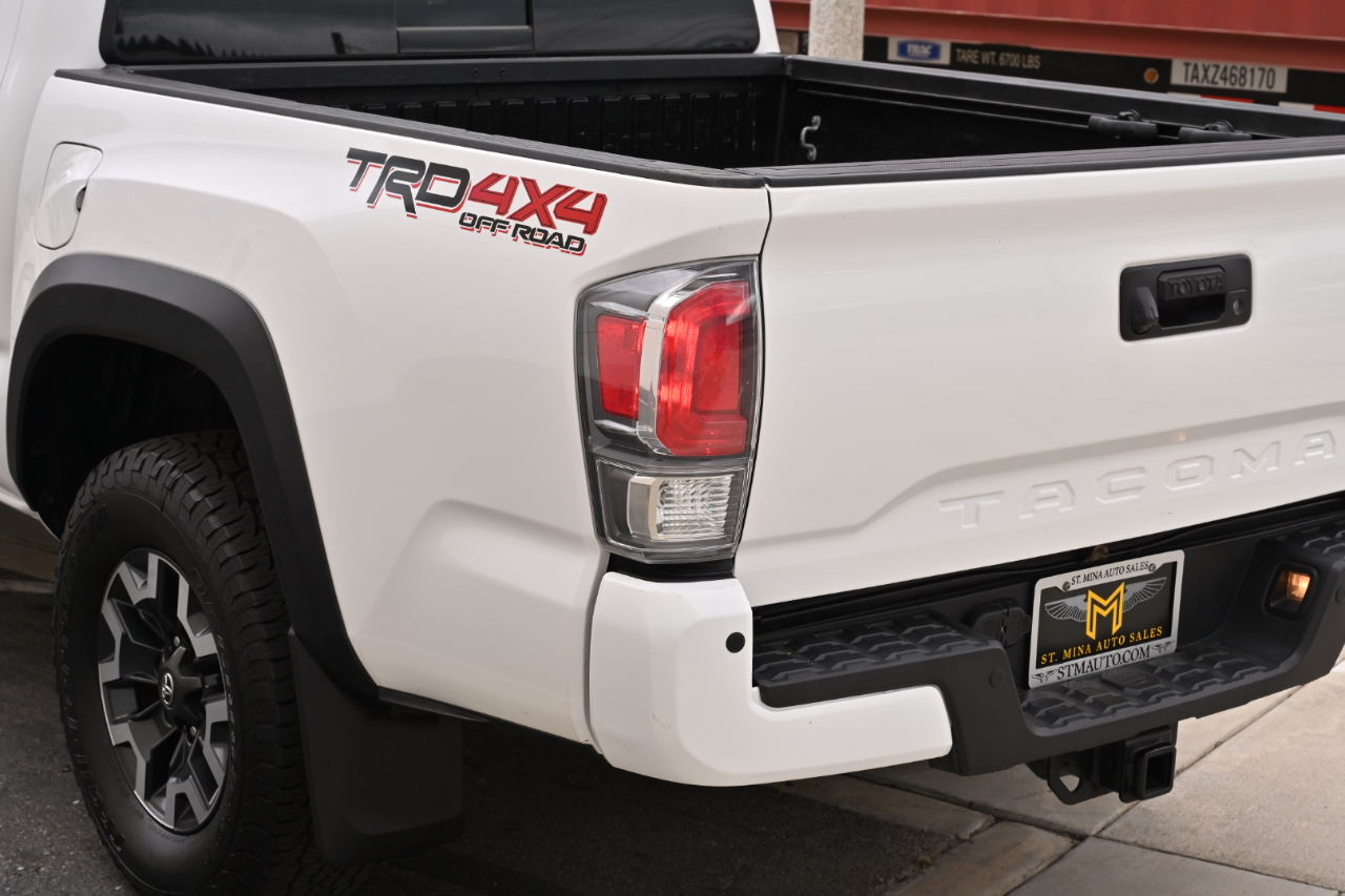 Toyota Tacoma 4WD  2021