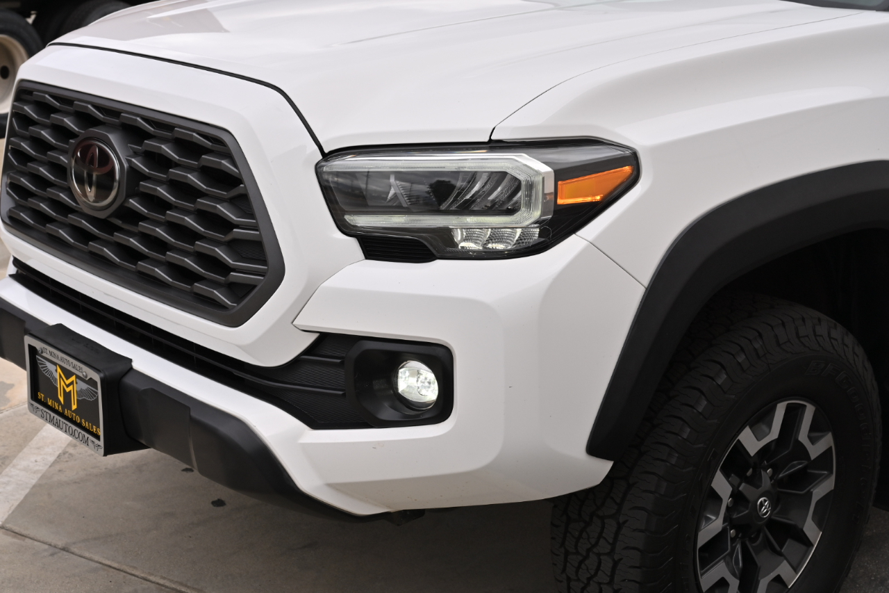 Toyota Tacoma 4WD  2021