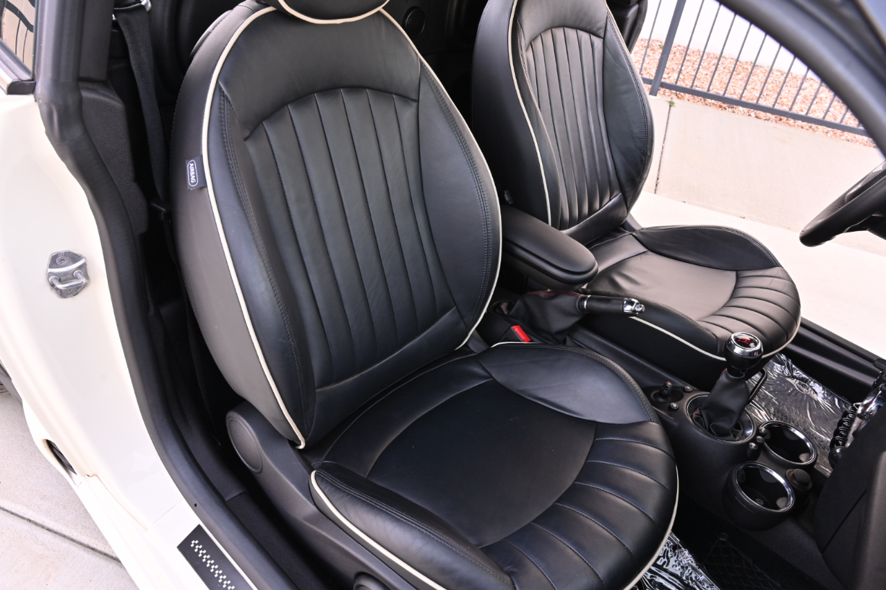 MINI Cooper Coupe  2012