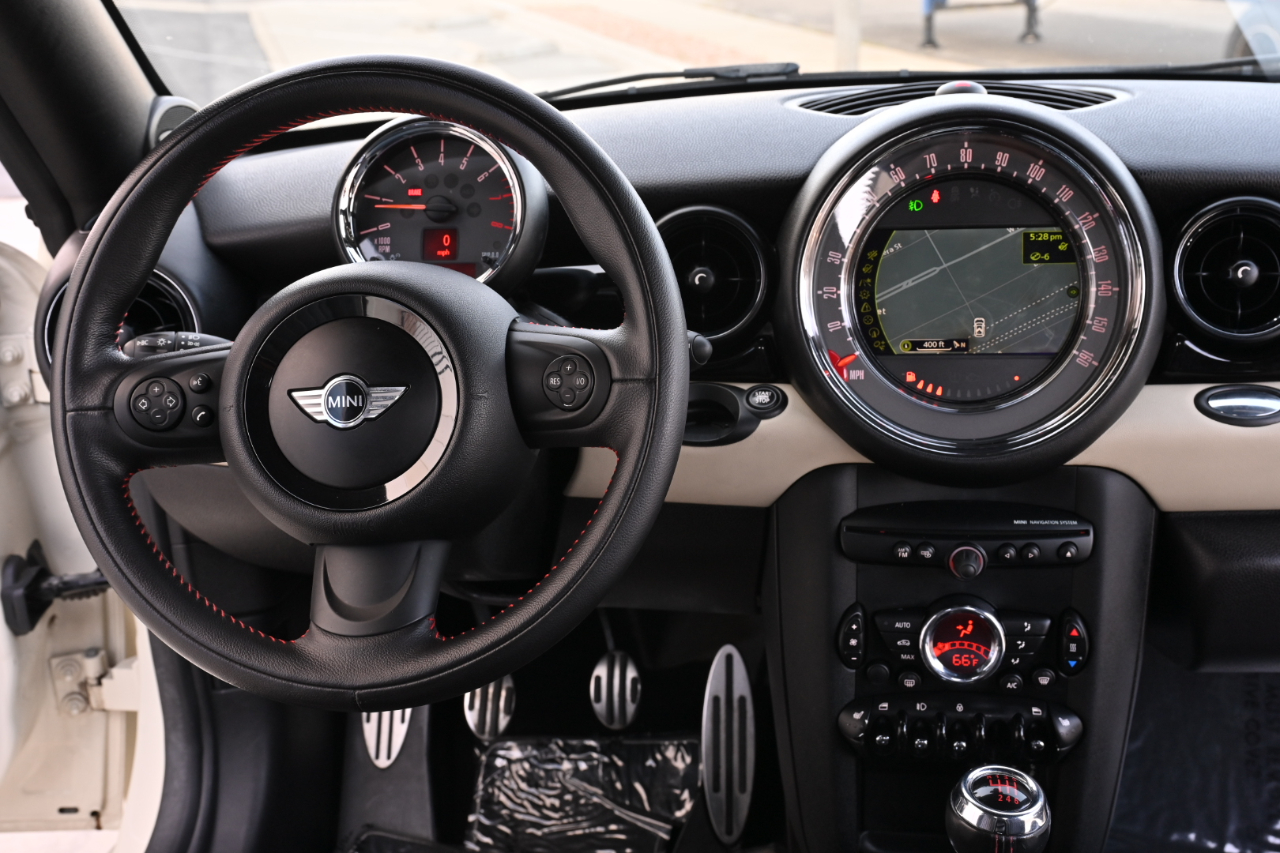 MINI Cooper Coupe  2012