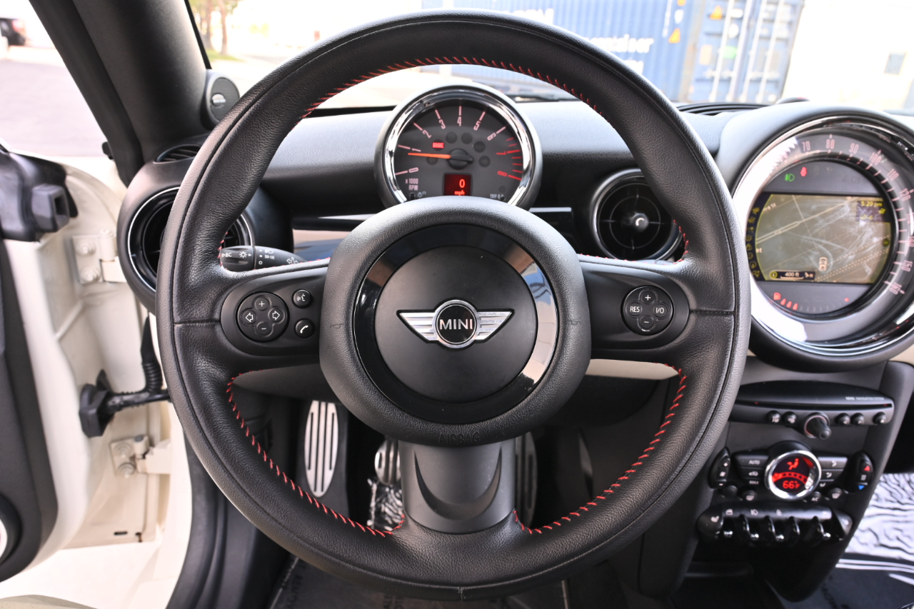 MINI Cooper Coupe  2012