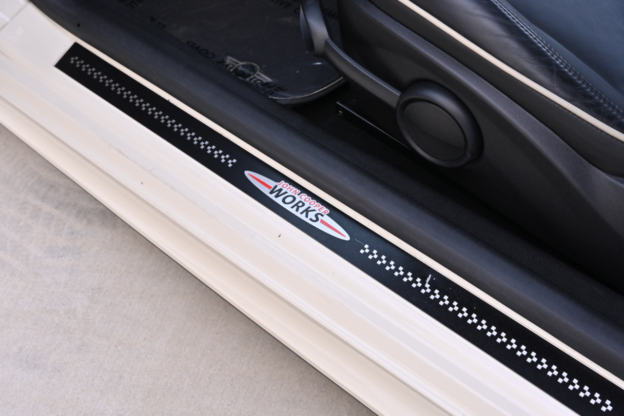 MINI Cooper Coupe  2012