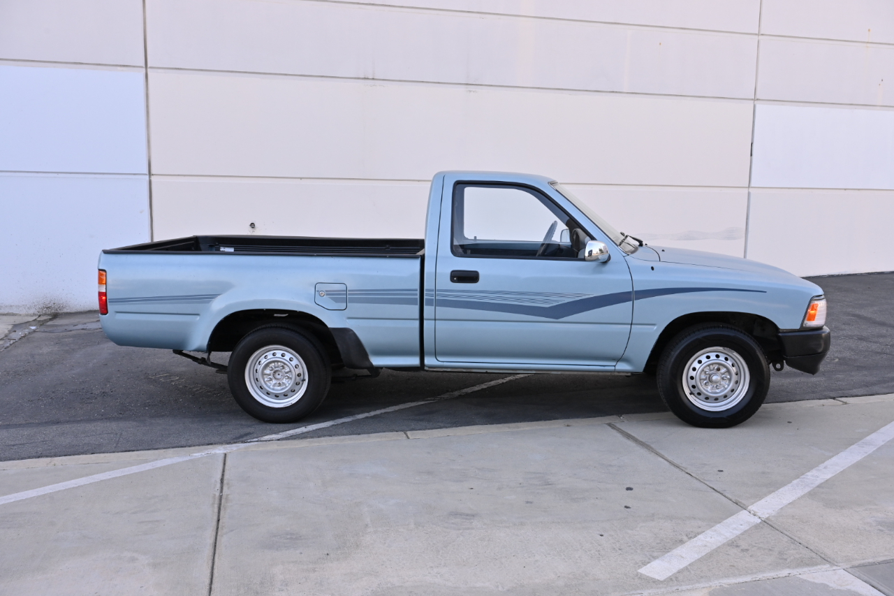 Toyota 2WD Pickups Reg Cab 2.4L I4 Manual 1993