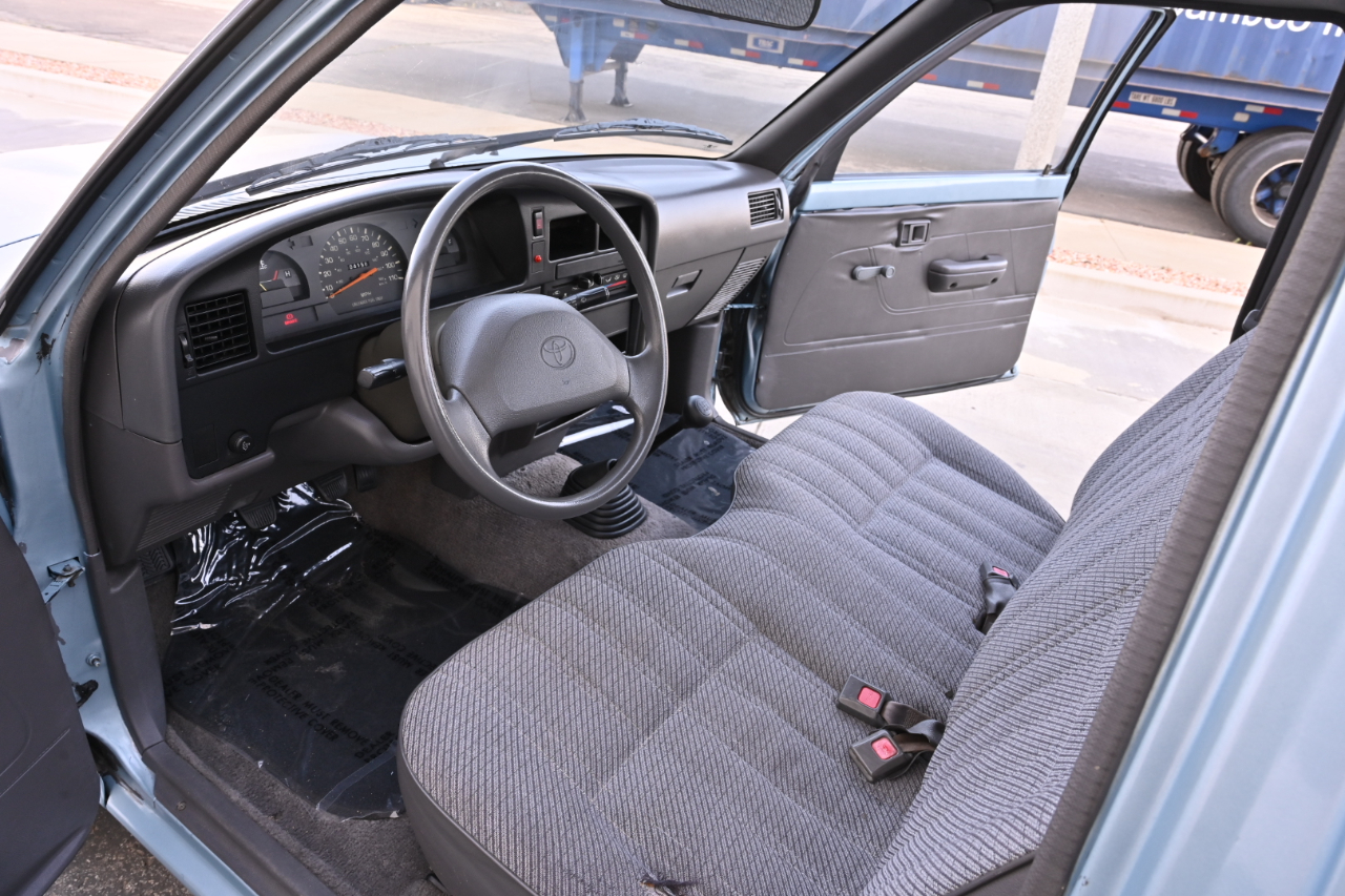 Toyota 2WD Pickups Reg Cab 2.4L I4 Manual 1993