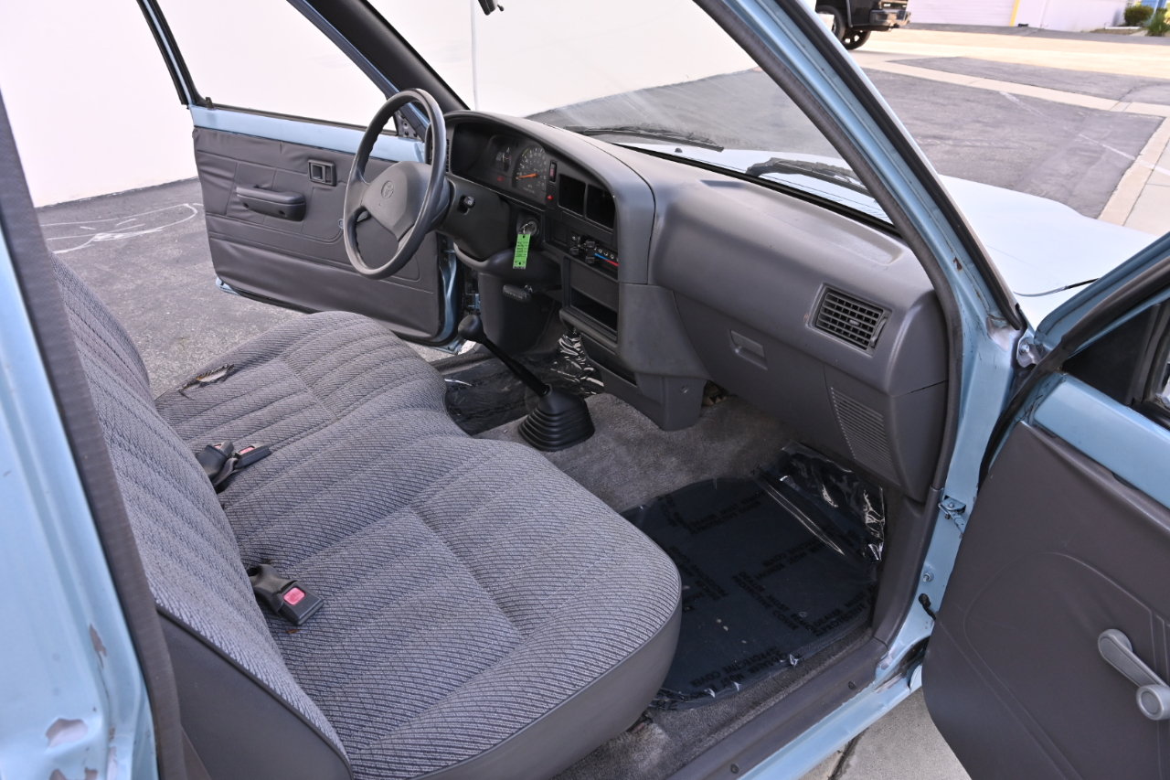 Toyota 2WD Pickups Reg Cab 2.4L I4 Manual 1993