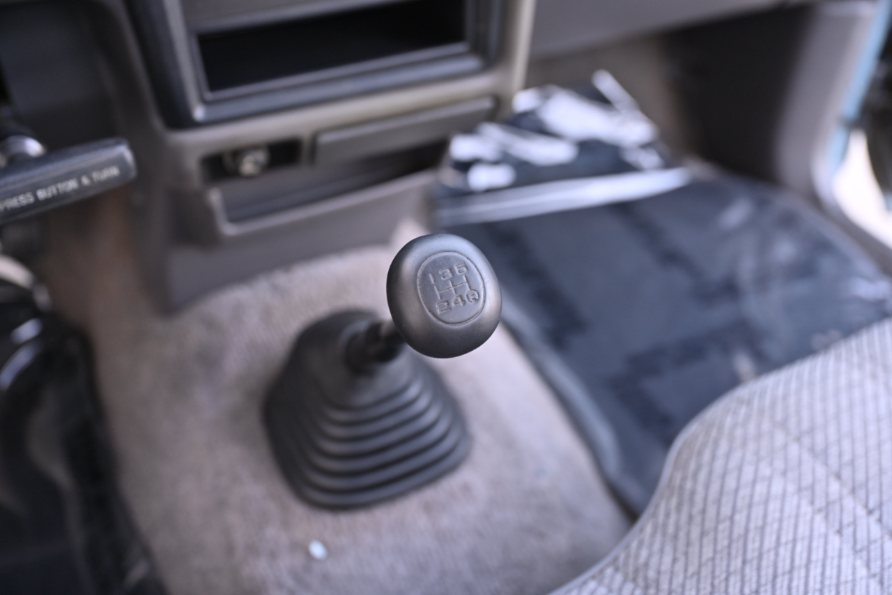 Toyota 2WD Pickups Reg Cab 2.4L I4 Manual 1993