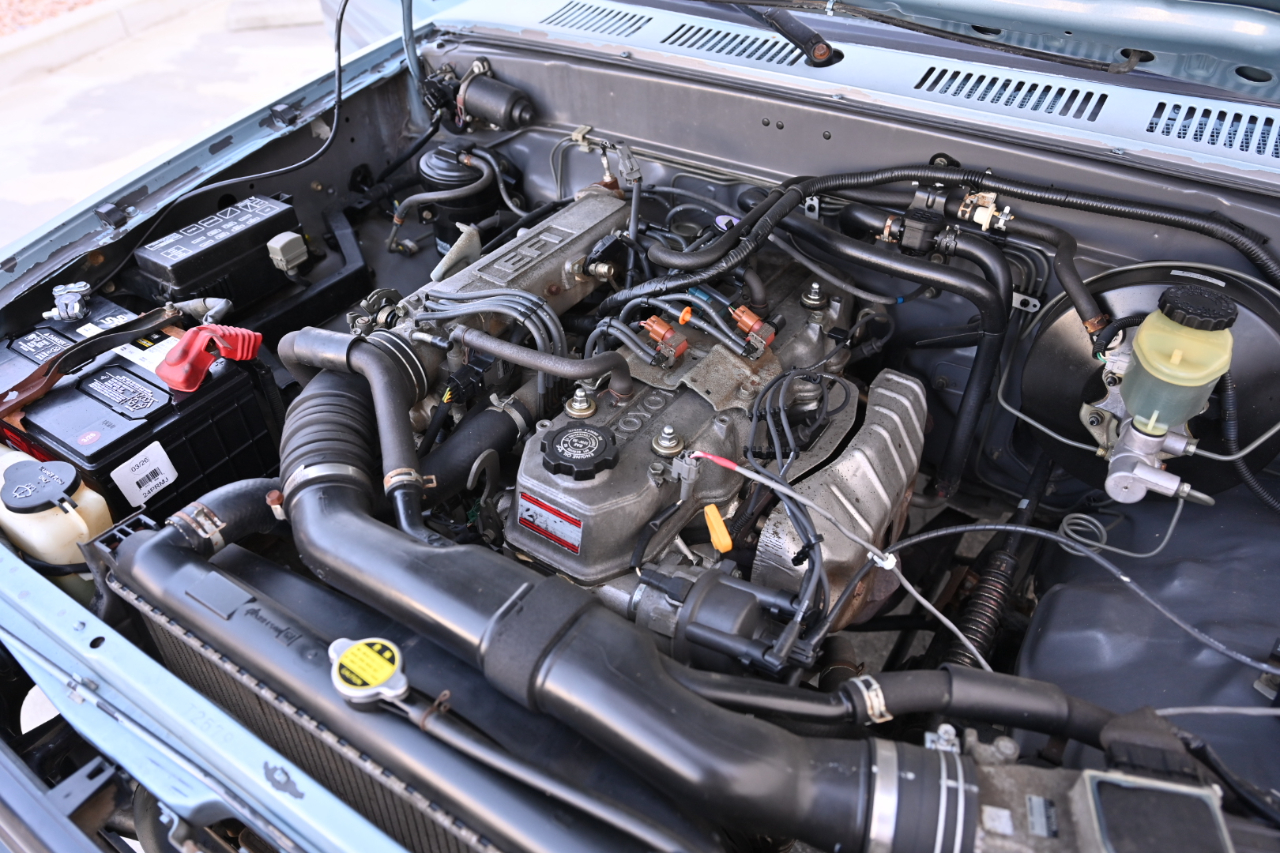 Toyota 2WD Pickups Reg Cab 2.4L I4 Manual 1993