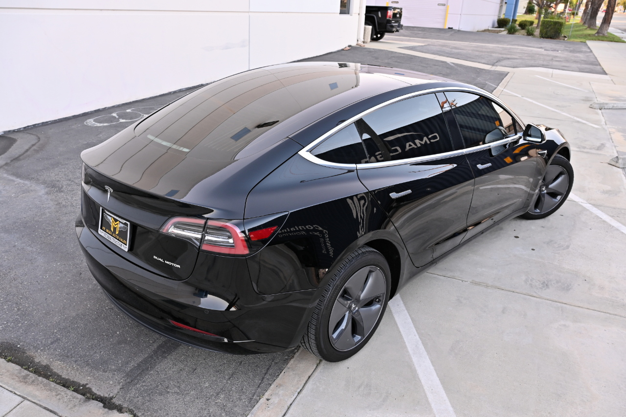 Tesla Model 3  2019