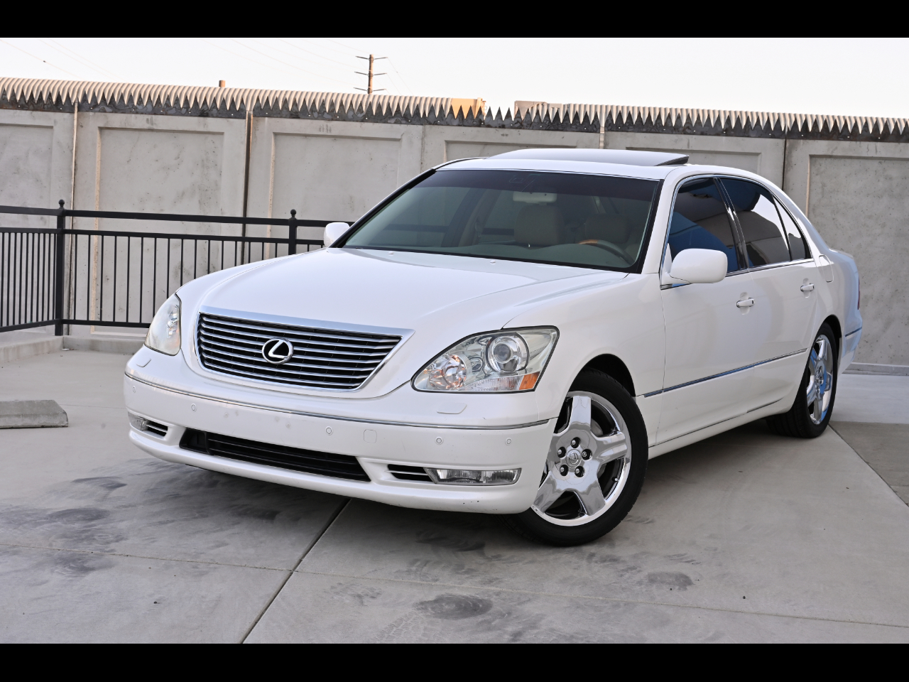 Lexus LS 430  2005