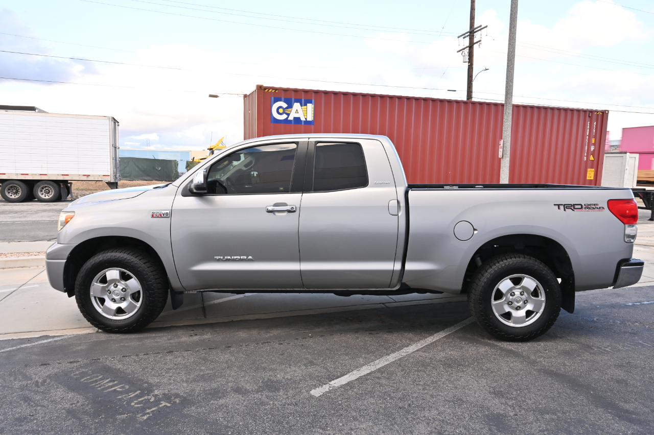 Toyota Tundra Limited Double Cab 5.7L 4WD 2007