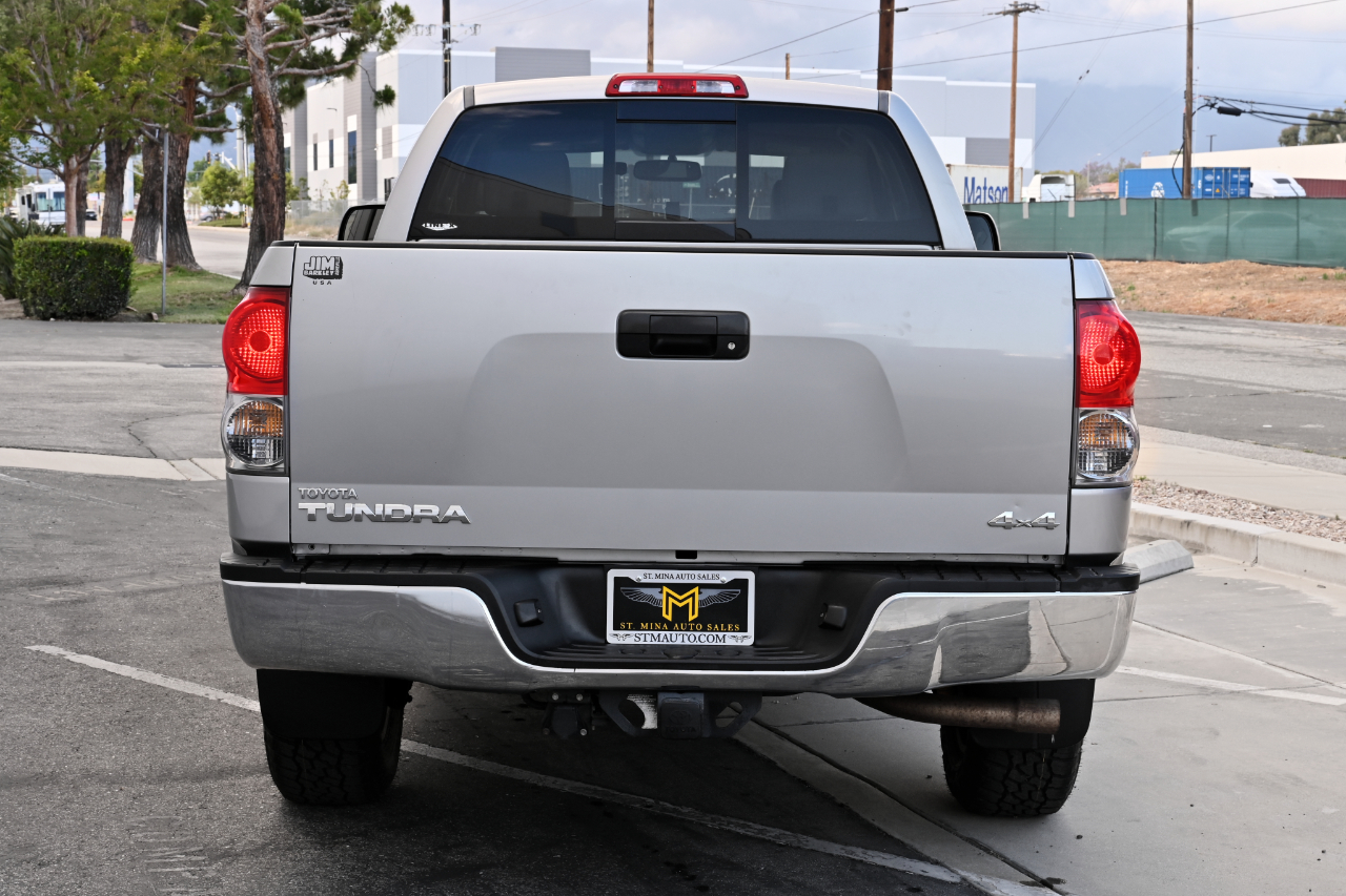 Toyota Tundra Limited Double Cab 5.7L 4WD 2007