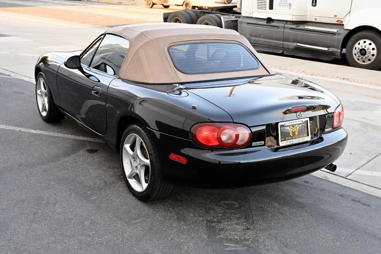 Mazda MX-5 Miata  2001