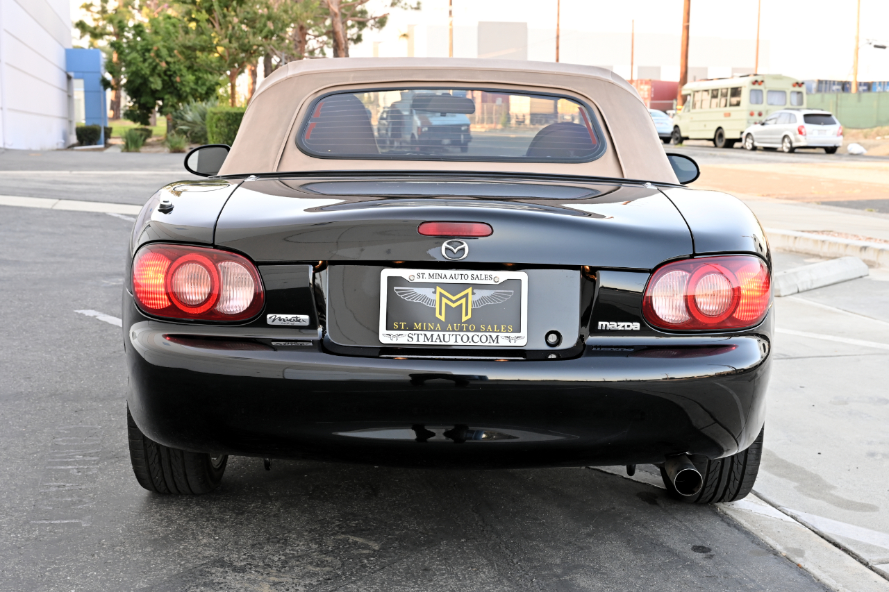 Mazda MX-5 Miata  2001