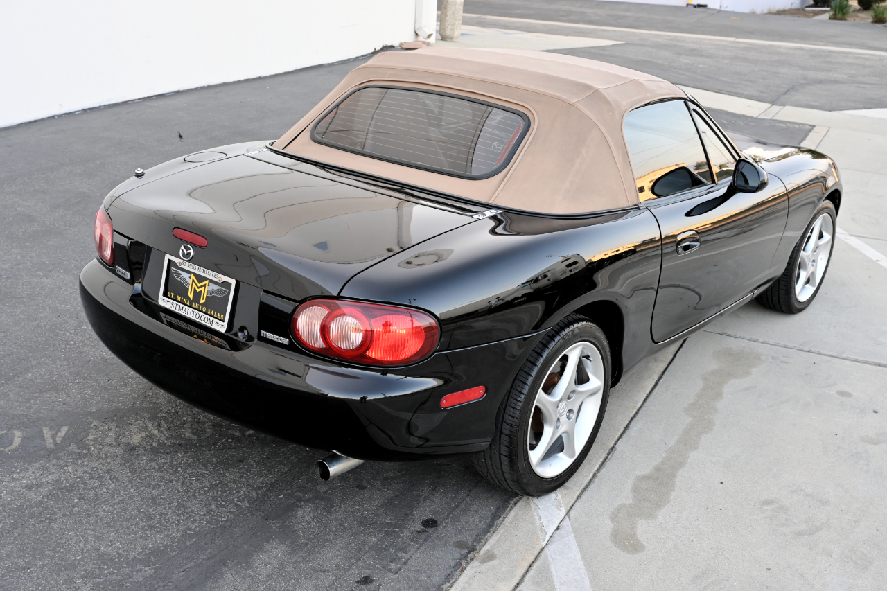 Mazda MX-5 Miata  2001
