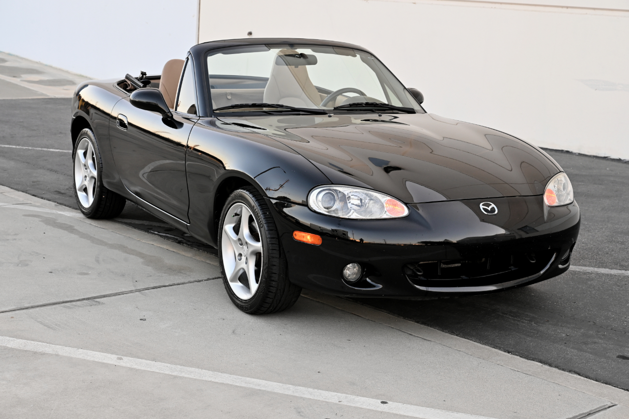 Mazda MX-5 Miata  2001