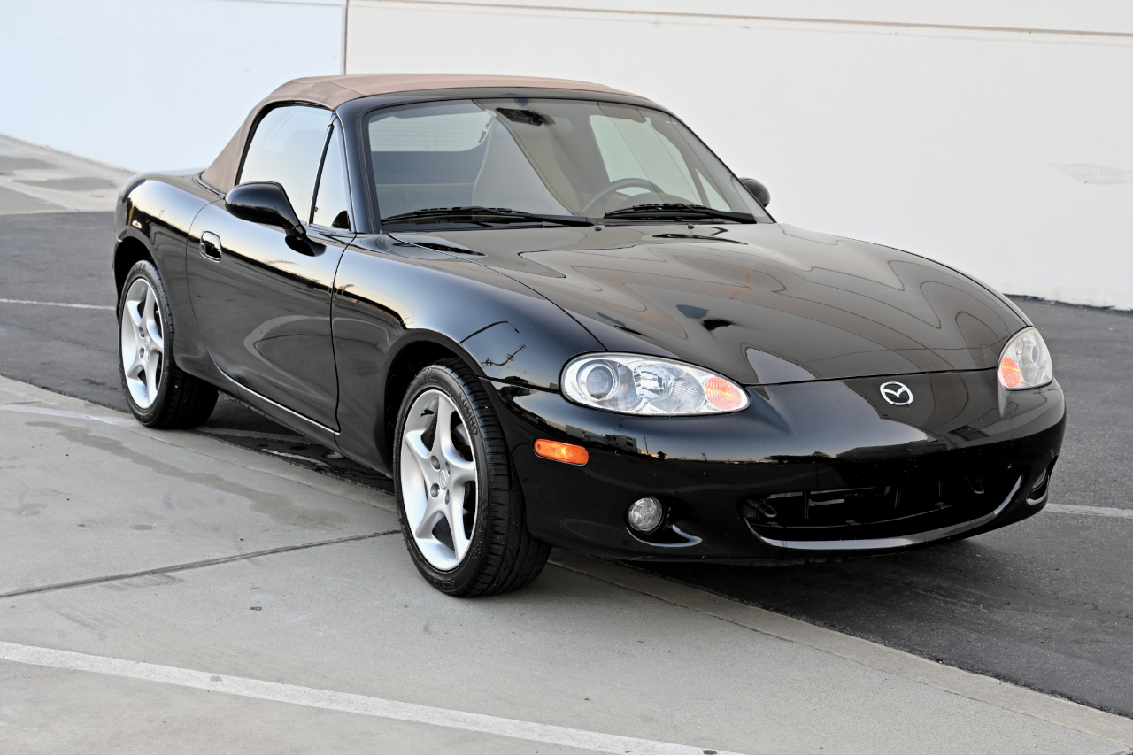 Mazda MX-5 Miata  2001