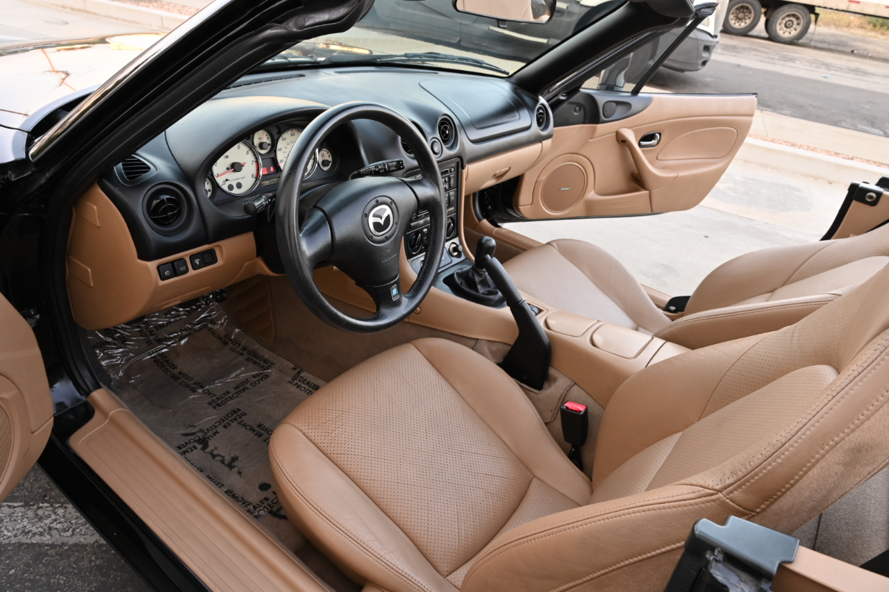 Mazda MX-5 Miata  2001