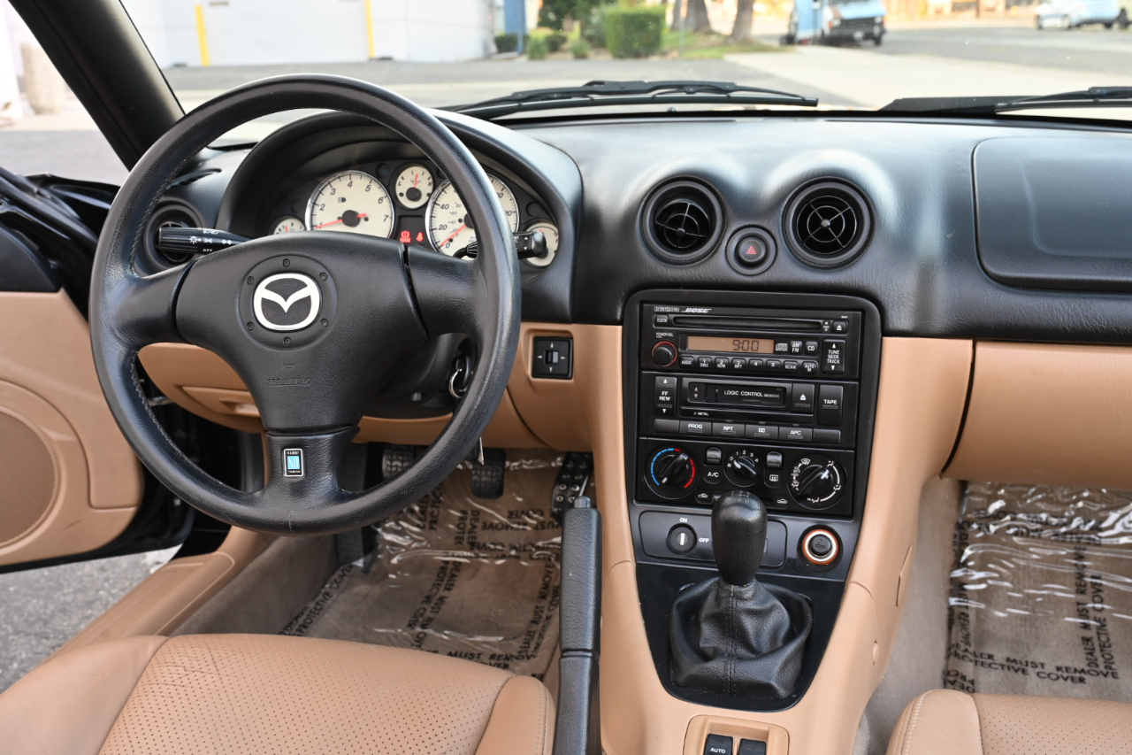 Mazda MX-5 Miata  2001