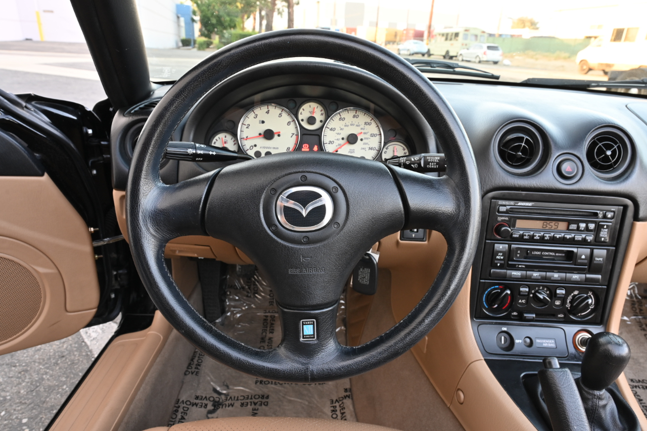 Mazda MX-5 Miata  2001