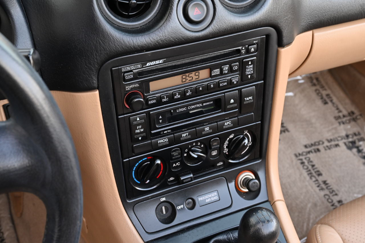 Mazda MX-5 Miata  2001