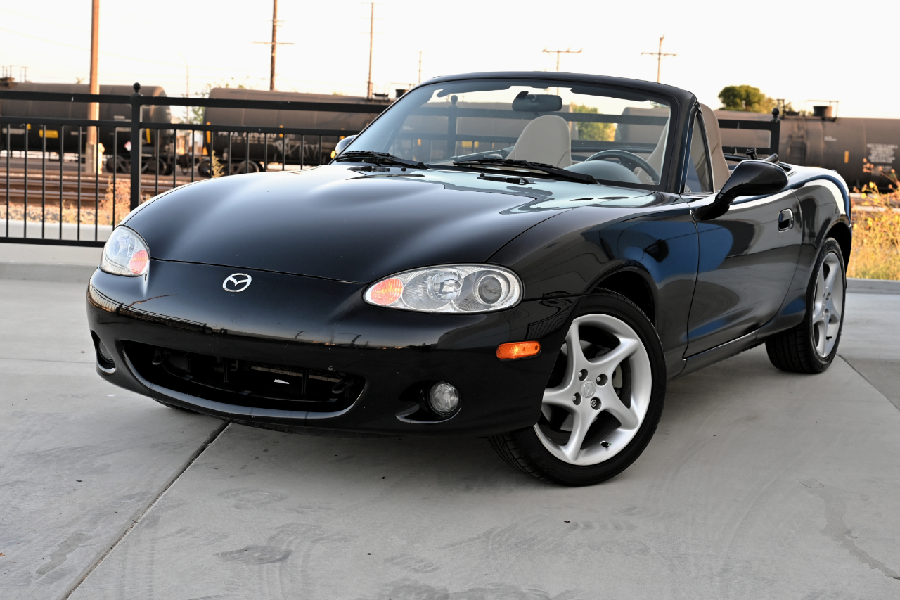 Mazda MX-5 Miata  2001
