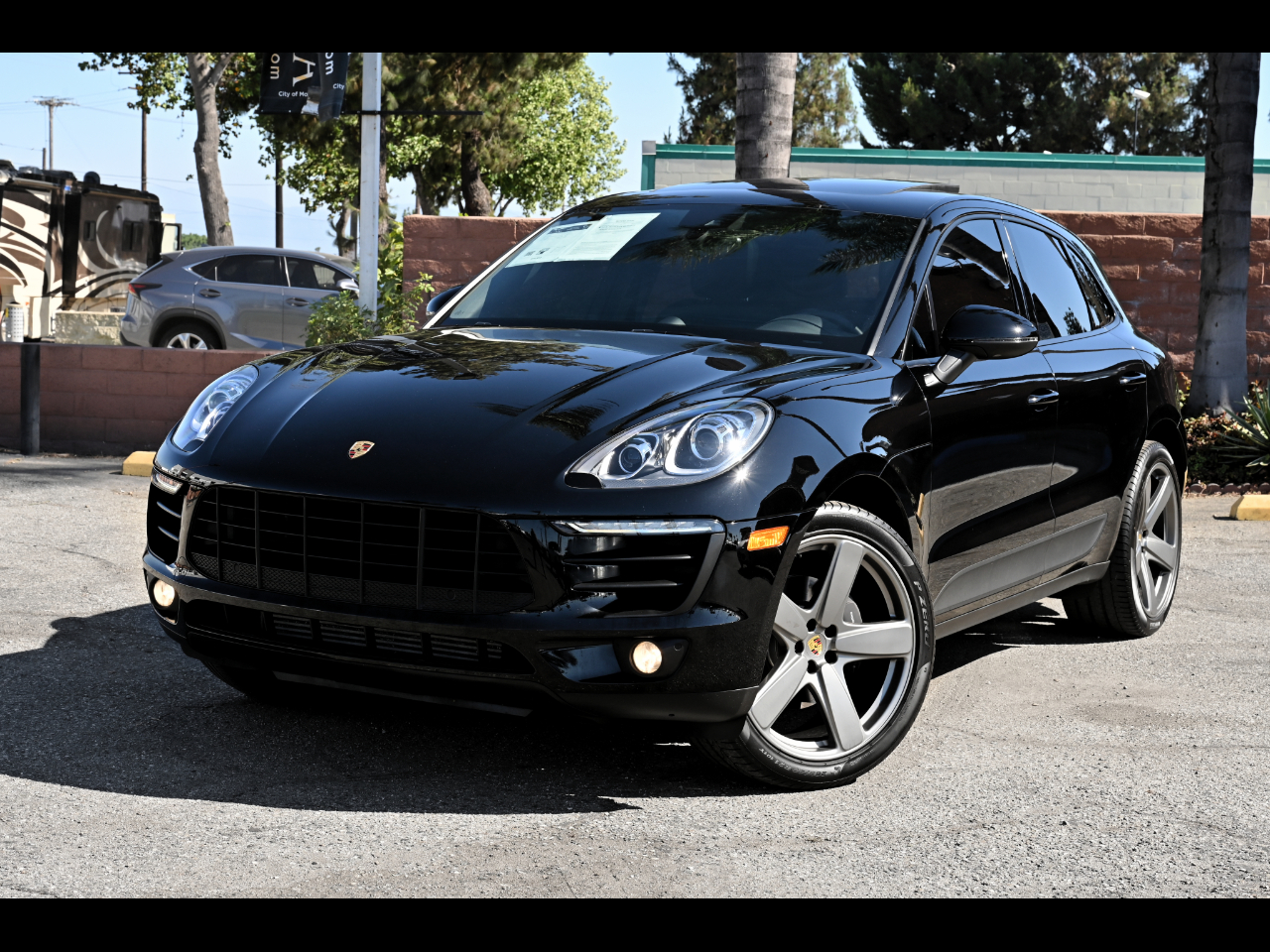 2018 Porsche Macan Sport Edition AWD