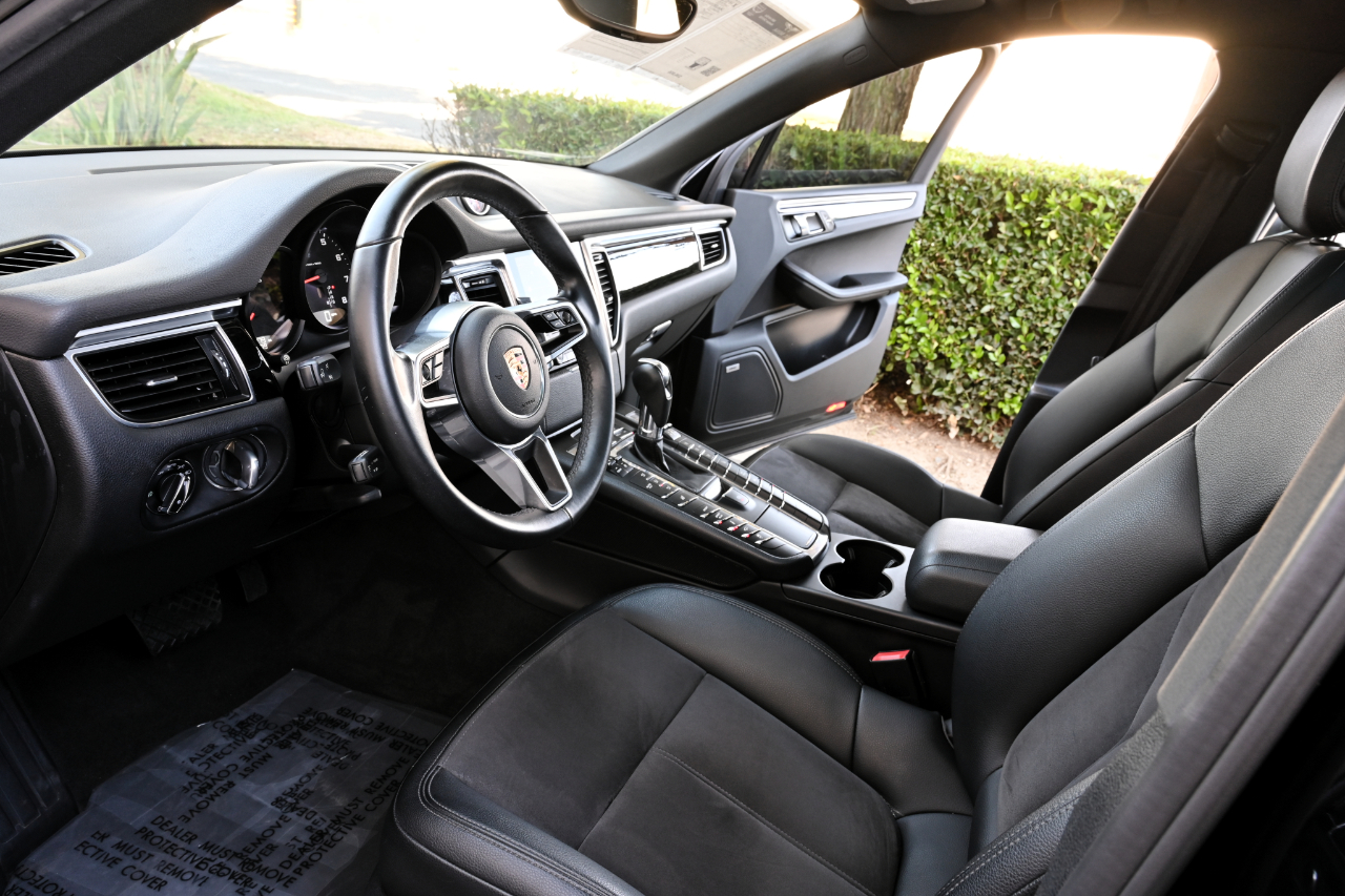 Porsche Macan Sport Edition AWD 2018