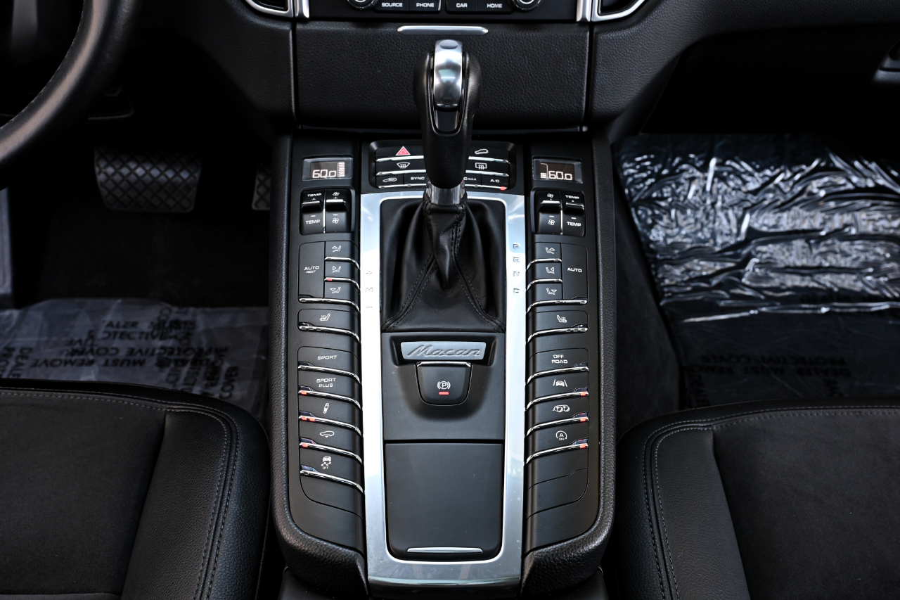 Porsche Macan Sport Edition AWD 2018