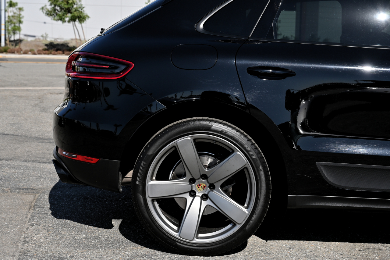 Porsche Macan Sport Edition AWD 2018