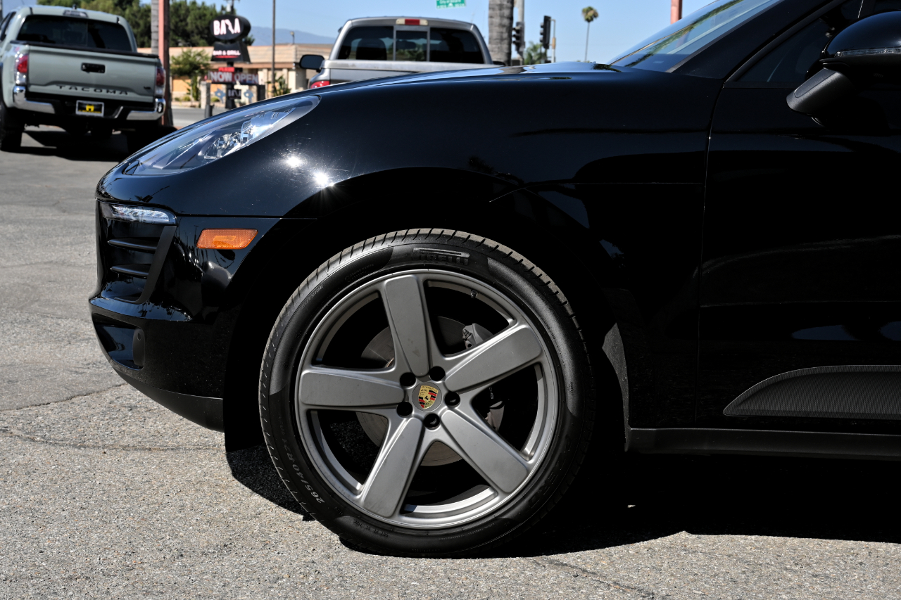 Porsche Macan Sport Edition AWD 2018