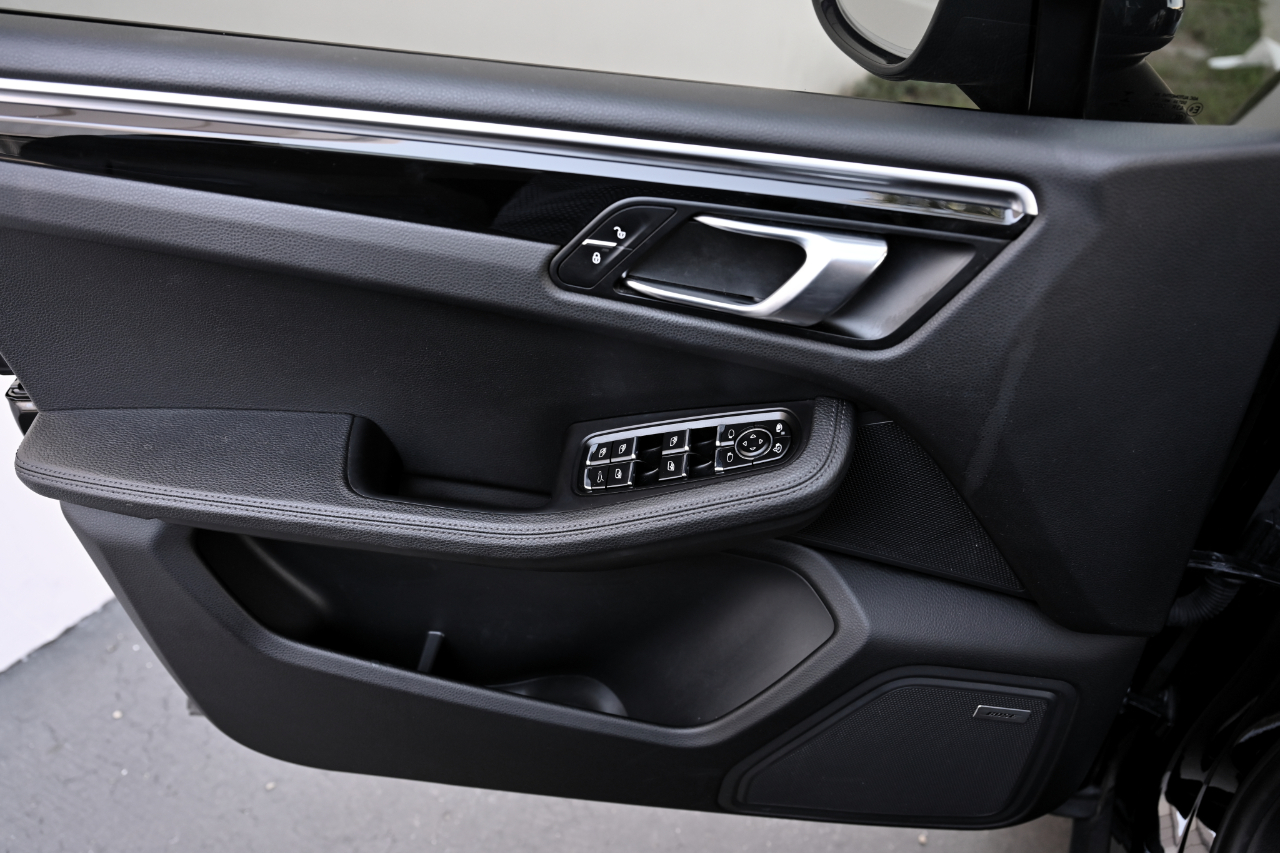 Porsche Macan Sport Edition AWD 2018