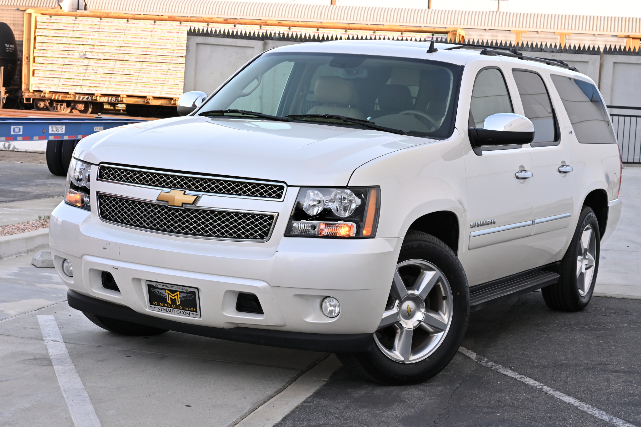 Chevrolet Suburban 1500 LTZ 2013