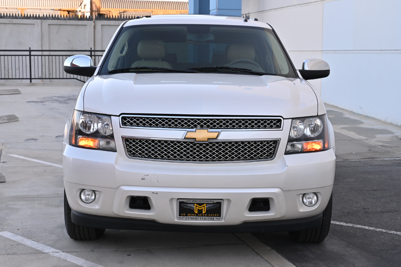 Chevrolet Suburban 1500 LTZ 2013